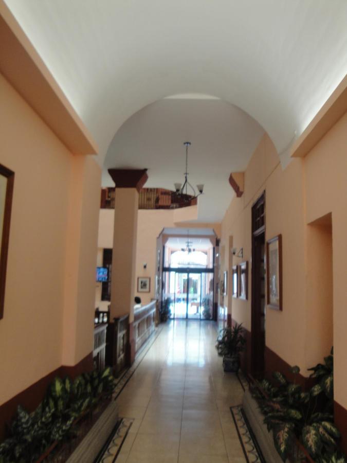 פואבלה Hotel San Angel מראה חיצוני תמונה